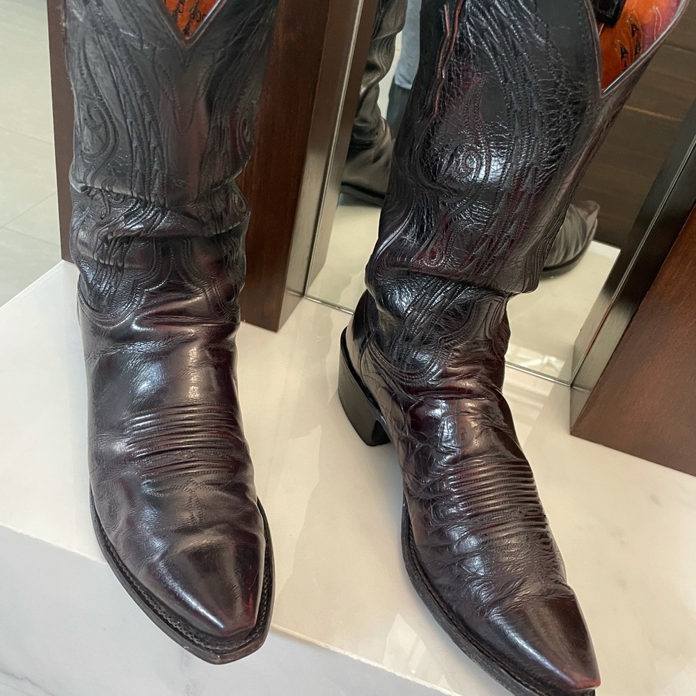 Lucchese black cherry boots, Goat skin. Size 10D